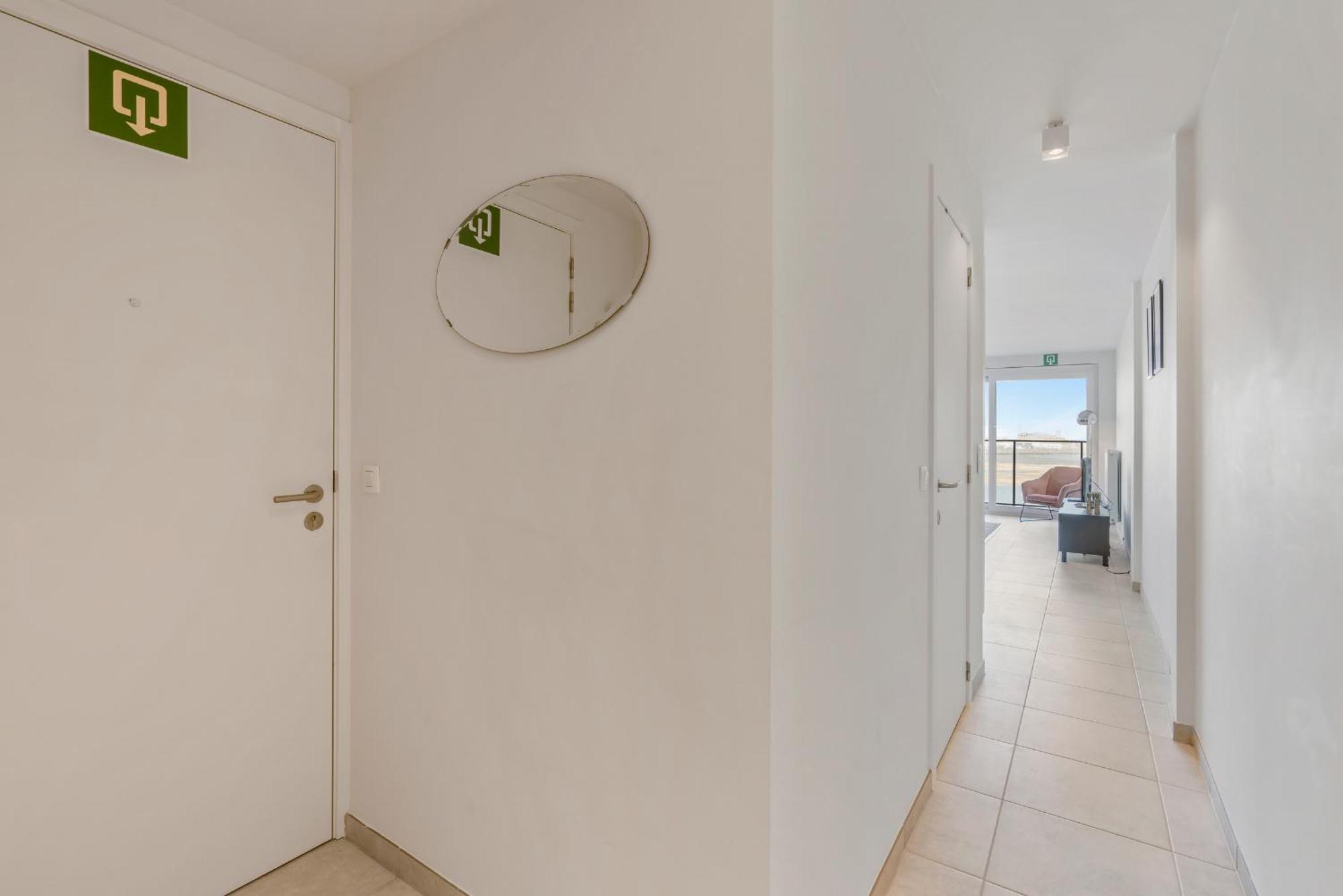 Ontspannen Aan Zee App Met Frontaal Zeezicht - 4P นอคเคอ-เฮสท์ ภายนอก รูปภาพ