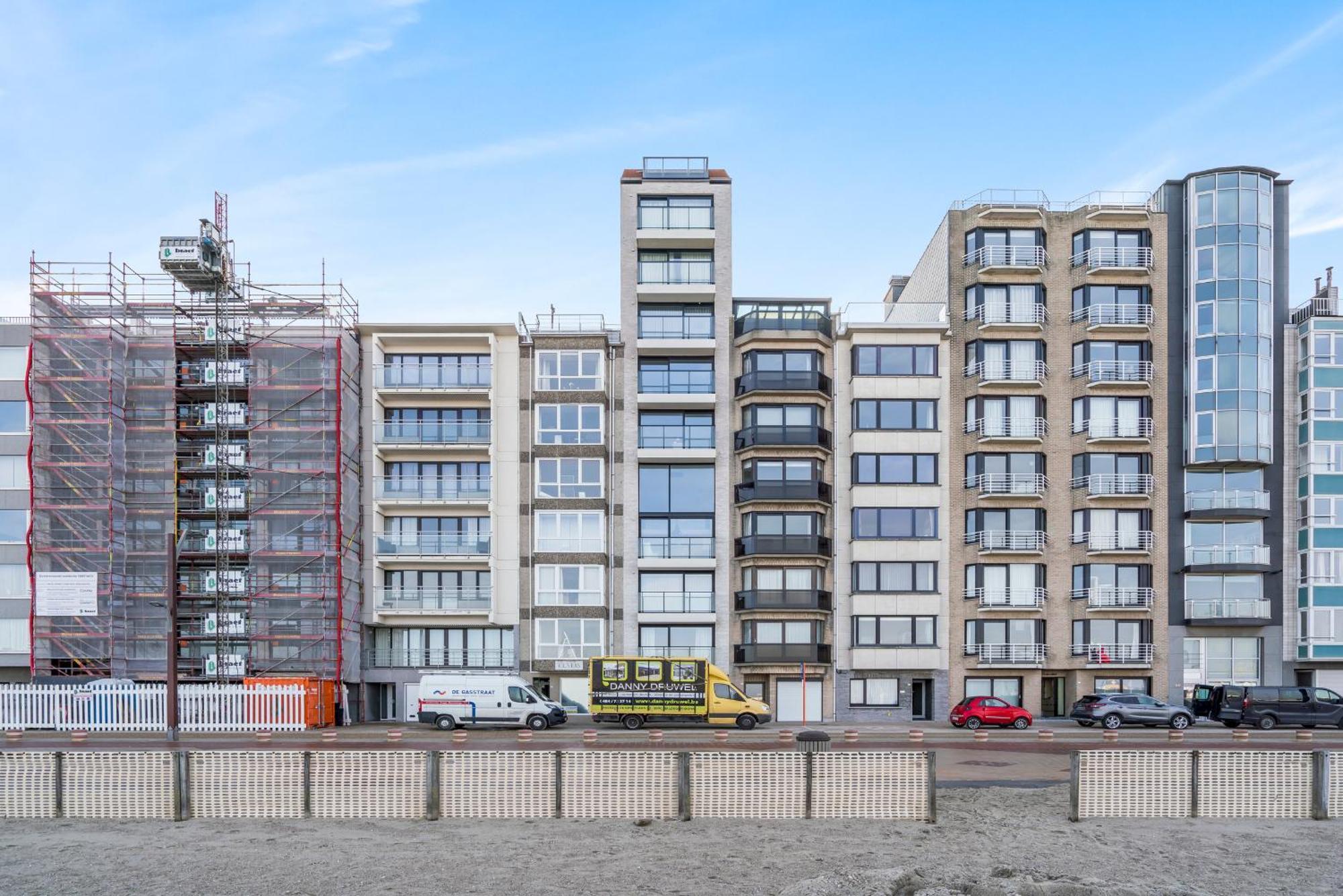 Ontspannen Aan Zee App Met Frontaal Zeezicht - 4P นอคเคอ-เฮสท์ ภายนอก รูปภาพ